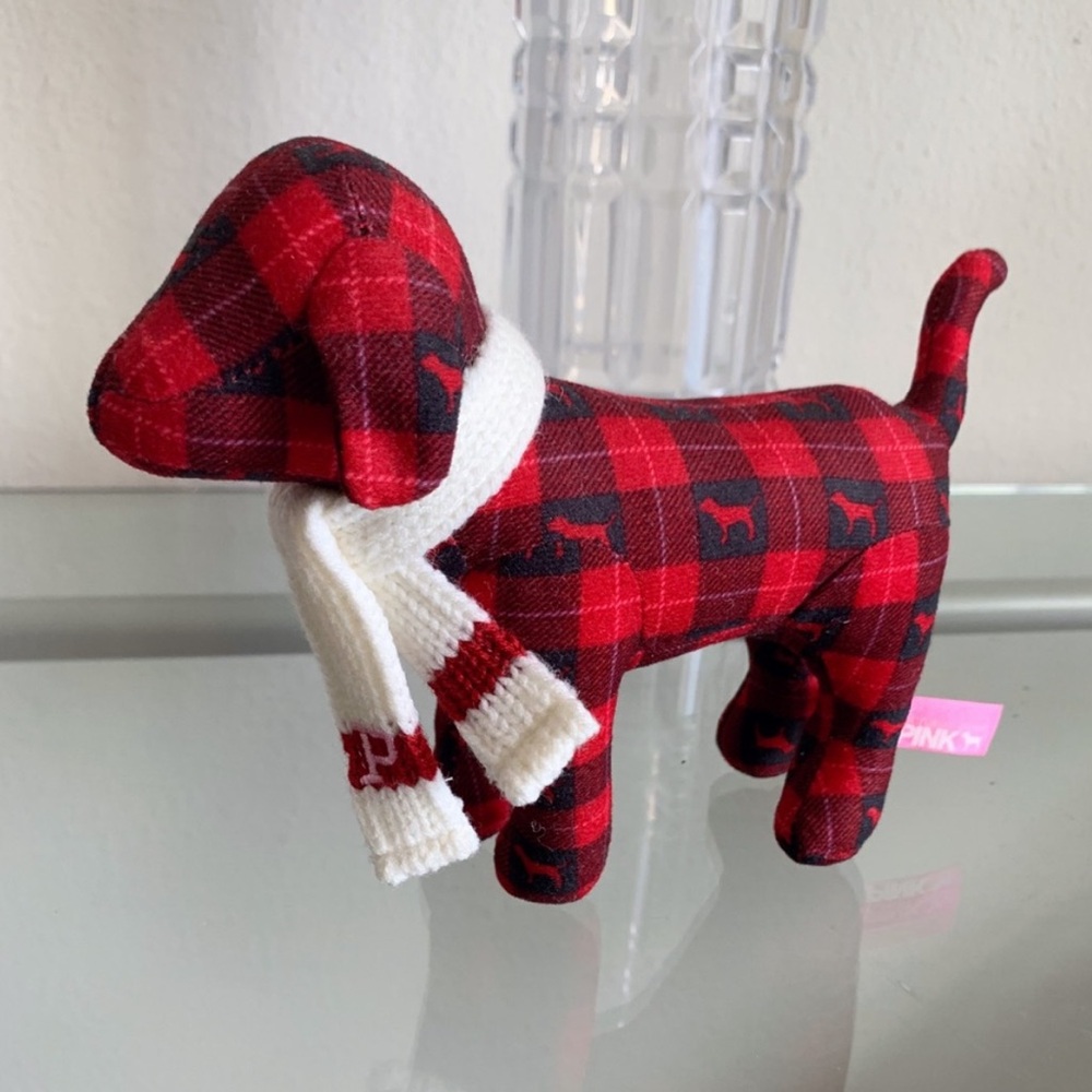 VS PINK Puppy 🐶 plaid with scarf